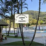 Lindo Apartamento Com Conforto E Tranquilidade!