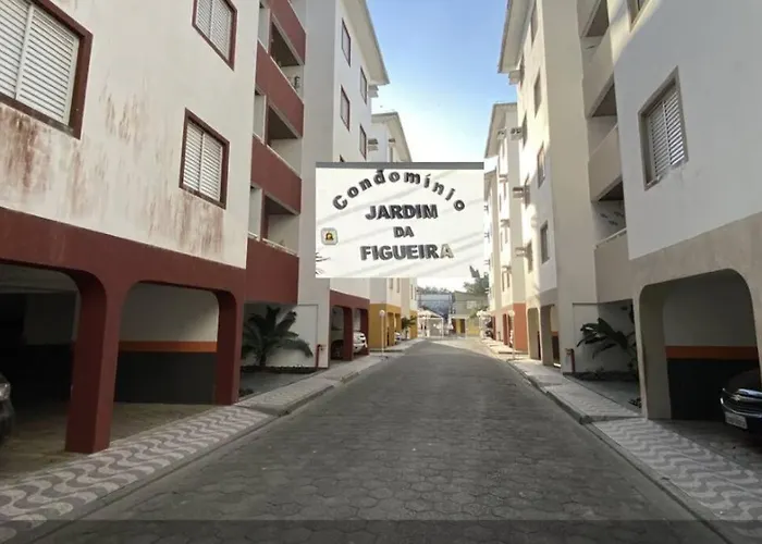 Lindo Apartamento Com Conforto E Tranquilidade!