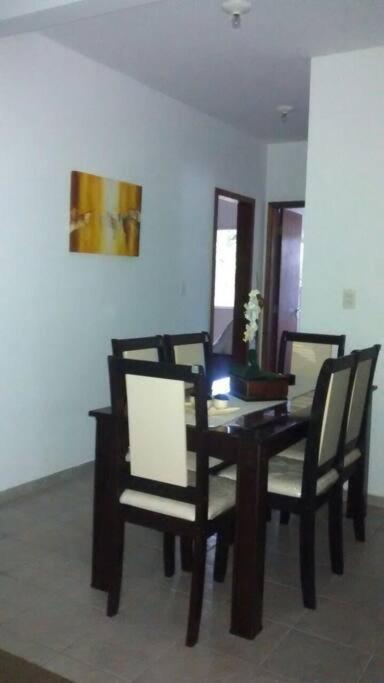 Apartamento Lindo Com Conforto E Tranquilidade!